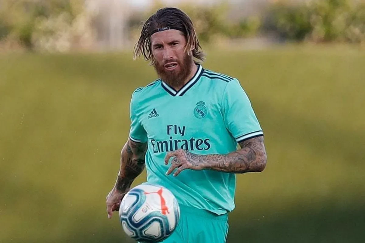 img/1341_sergio-ramos-beard-journey-a-comprehensive-look.webp